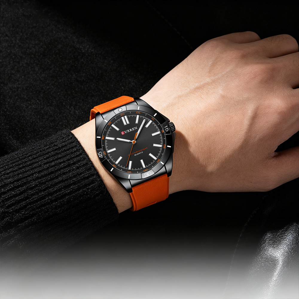 CURREN メンズ ミニマリスト スポーツ クォーツ時計  - Silicone Sport Band のレビューと価格