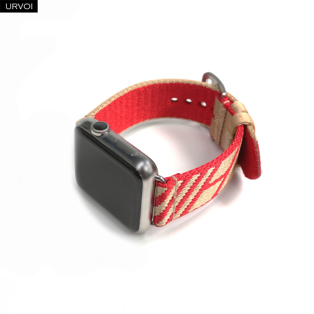 URVOI Apple Watch シリーズ 11 10 9 - Watch Winder Single のレビューと価格